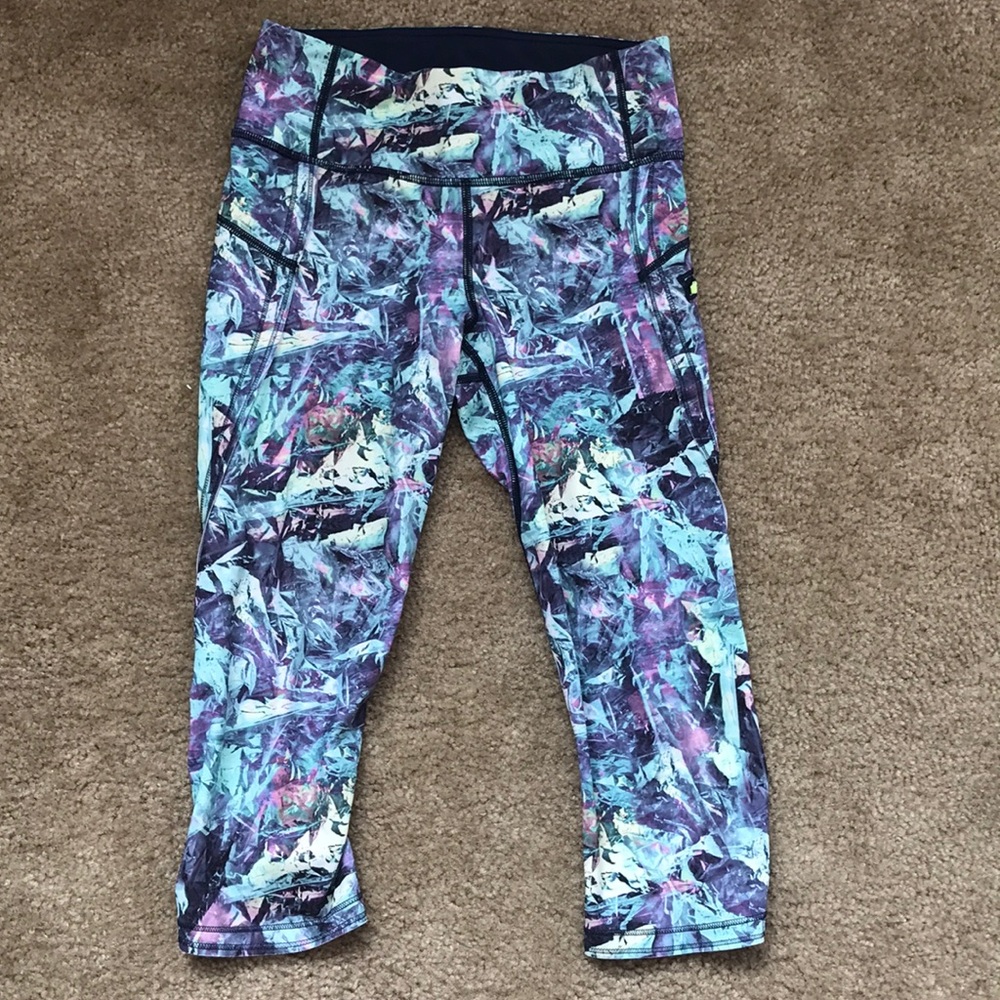 Lululemon Crop